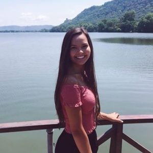 Meet your Posher, Alex